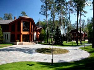 На странице Бориса Колесникова в Facebook появились фото его владений На странице Бориса Колесникова в Facebook появились фото его владений