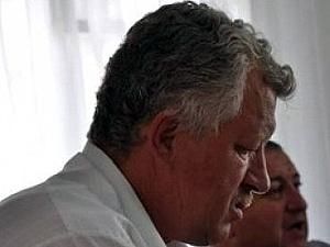 На Одещині сільський голова побив депутата. За депутата заступився син з лопатою На Одещині сільський голова побив депутата. За депутата заступився син з лопатою