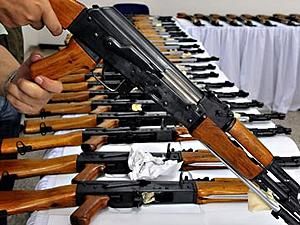 Россия разрешила продавать оружие Ливии Россия разрешила продавать оружие Ливии