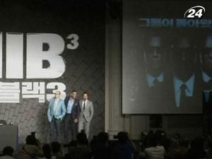 У Сеулі відбулася світова прем'єра нового фільму з Віллом Смітом У Сеулі відбулася світова прем'єра нового фільму з Віллом Смітом