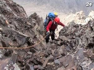 Троих украинцев, пропавших в Непале, продолжают искать Троих украинцев, пропавших в Непале, продолжают искать