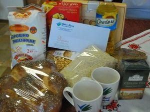 Депутат от НУ-НС поздравлял ветеранов мукой и овсянкой Депутат от НУ-НС поздравлял ветеранов мукой и овсянкой