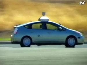 В США выдали лицензию на авто, которое едет без водителя В США выдали лицензию на авто, которое едет без водителя