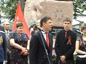 На Чернігівщині Ляшко намагався зняти туфлі з Рудьковського (Відео) На Чернігівщині Ляшко намагався зняти туфлі з Рудьковського (Відео)