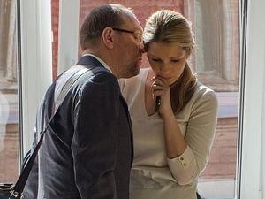 Власенка та доньку Тимошенко не пускають у лікарню "Укрзалізниці" Власенка та доньку Тимошенко не пускають у лікарню "Укрзалізниці"