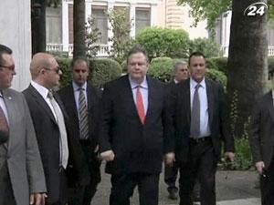 Лідер партії ПАСОК спробує сформувати коаліційний уряд Греції Лідер партії ПАСОК спробує сформувати коаліційний уряд Греції