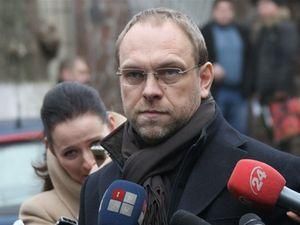 Власенко: В процедурной и палате Тимошенко установили видеонаблюдение Власенко: В процедурной и палате Тимошенко установили видеонаблюдение