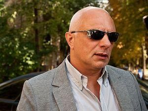 Муж Тимошенко просит перенести Евро в другую страну Муж Тимошенко просит перенести Евро в другую страну