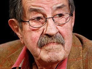 Гюнтер Грасс отказался награждать премией за борьбу с неонацизмом Гюнтер Грасс отказался награждать премией за борьбу с неонацизмом