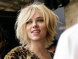 Скарлет Йоханссон думає про пластичну операцію Скарлет Йоханссон думає про пластичну операцію