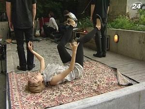 В арт-центре Гудимова впервые состоялся художественный перформанс В арт-центре Гудимова впервые состоялся художественный перформанс