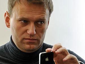 Навальный будет бороться с коррупцией с помощью пластиковых карточек Навальный будет бороться с коррупцией с помощью пластиковых карточек