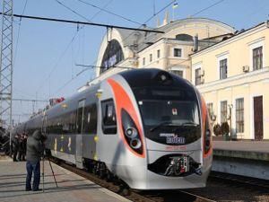 У швидкісних поїздах буде бездротовий інтернет