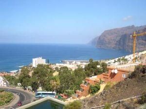 На Канарах из-за жары погибли двое англичан На Канарах из-за жары погибли двое англичан