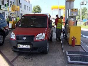 Цены на бензин в Украине привязали к стоимости нефти