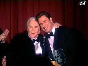 Один из массажистов отозвал иск к Джону Траволте Один из массажистов отозвал иск к Джону Траволте