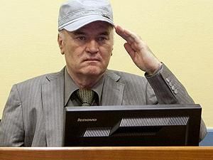 Жертвы боснийского конфликта пожаловались на угрозы со стороны Младича
