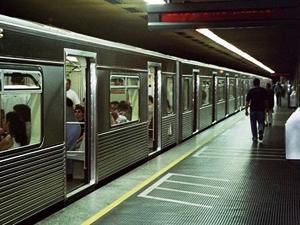 У Бразилії кілька десятків людей постраждали через аварію у метро У Бразилії кілька десятків людей постраждали через аварію у метро