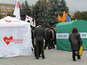 "Батьківщина" у партійному списку об'єднаної опозиції матиме 50%, а "Фронт змін" - 45% "Батьківщина" у партійному списку об'єднаної опозиції матиме 50%, а "Фронт змін" - 45%