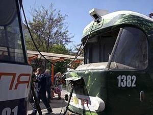 Прозорі "антитерористичні" урни встановили у Дніпропетровську Прозорі "антитерористичні" урни встановили у Дніпропетровську