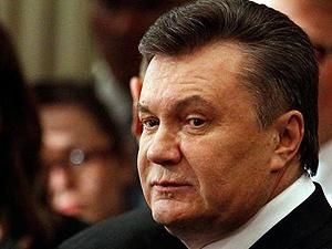 Родина Віктора Януковича вже ділить його час