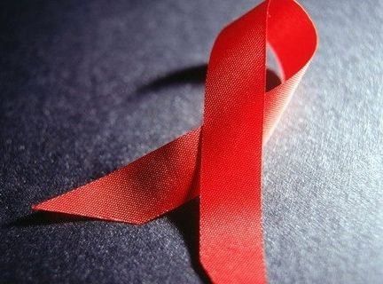 В мире отмечают День памяти умерших от СПИДа