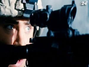 "Щасливчик": піхотинець Тіболт знаходить фотографію жінки "Щасливчик": піхотинець Тіболт знаходить фотографію жінки