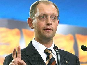 Яценюк: Отмена неприкосновенности продолжит политические преследования Яценюк: Отмена неприкосновенности продолжит политические преследования