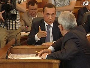 Опозиція: Закон про недоторканність ухвалять з порушенням процедури, а потім скасують Опозиція: Закон про недоторканність ухвалять з порушенням процедури, а потім скасують