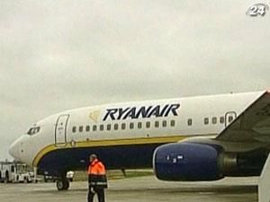 Ryanair в текущем году ожидает снижение доходов на 20%