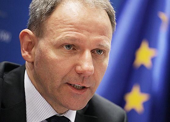 Тимошенко просила Европу не подписывать Соглашение об ассоциации до выборов Тимошенко просила Европу не подписывать Соглашение об ассоциации до выборов