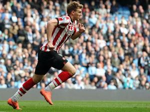 Бендтнер - мощная надежда сборной Дании в атаке Бендтнер - мощная надежда сборной Дании в атаке