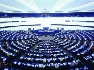 Депутаты ЕП: Украиной руководят олигархи, что мешает ее развитию Депутаты ЕП: Украиной руководят олигархи, что мешает ее развитию