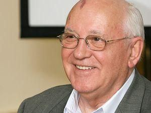 Twitter "похоронив" Горбачова. Екс-президент посміявся над цим Twitter "похоронив" Горбачова. Екс-президент посміявся над цим