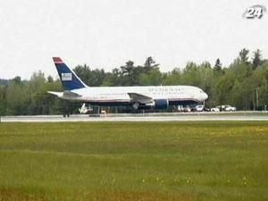 Пассажирка Boeing 767 заявила, что у нее внутри чужеродное устройство Пассажирка Boeing 767 заявила, что у нее внутри чужеродное устройство