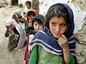 В Австралії школярі замкнули себе у клітках В Австралії школярі замкнули себе у клітках