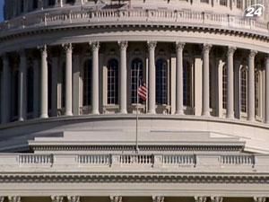 США рискуют скатиться в рецессию в первой половине 2013-го США рискуют скатиться в рецессию в первой половине 2013-го