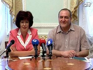 Новий омбудсмен обіцяє радитися з громадськістю Новий омбудсмен обіцяє радитися з громадськістю