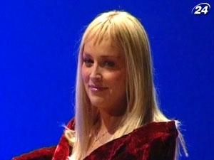 Шэрон Стоун обвинили в расизме Шэрон Стоун обвинили в расизме