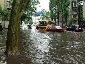 В Одессе плавают автомобили В Одессе плавают автомобили