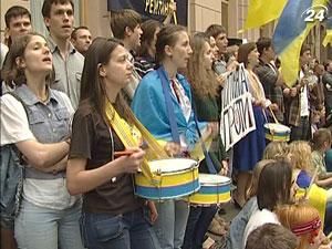 Завтра под Радой вновь будут защищать украинский язык