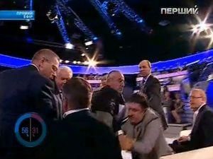 Кириленко и Колесниченко подрались у Шустера Кириленко и Колесниченко подрались у Шустера