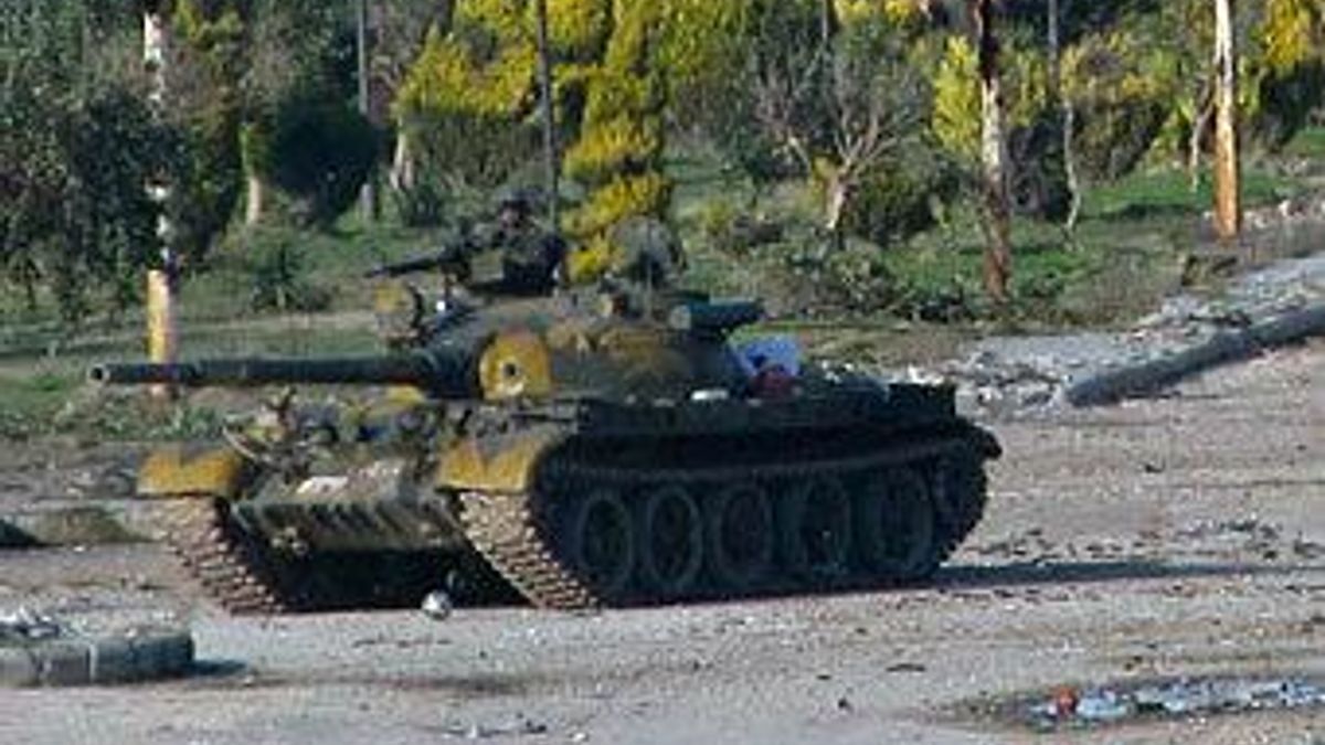 У Сирії внаслідок обстрілу міста загинуло понад 90 осіб У Сирії внаслідок обстрілу міста загинуло понад 90 осіб
