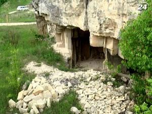 В Виннице из-за самовольной добычи могут обвалиться штольни В Виннице из-за самовольной добычи могут обвалиться штольни