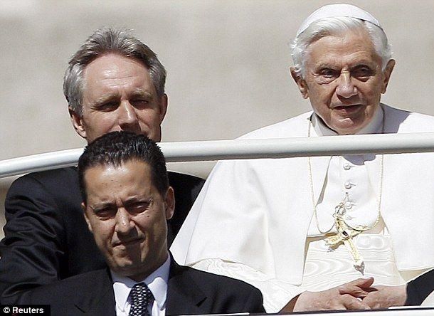Кардинала Ватикану запідозрили у причетності до корупційного скандалу