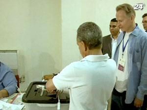 Борьбу за пост президента Египта продолжат Мурси и Шафик Борьбу за пост президента Египта продолжат Мурси и Шафик