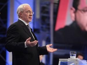 Азаров говорит, что большинство украинцев считают Тимошенко виновной Азаров говорит, что большинство украинцев считают Тимошенко виновной