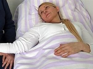 Прес-секретар: Тимошенко лікують вахтовим методом Прес-секретар: Тимошенко лікують вахтовим методом