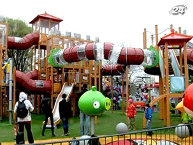 В Финляндии готовятся открыть парк развлечений Angry Birds В Финляндии готовятся открыть парк развлечений Angry Birds