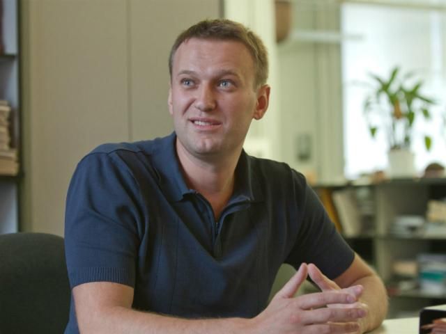 В России возобновили расследование дела в отношении Навального В России возобновили расследование дела в отношении Навального